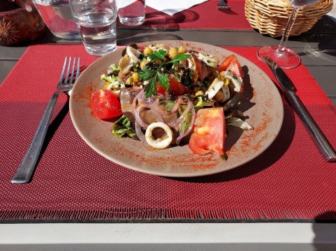 Le Bastion Bar & Restaurant