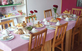 Nicolas Cupcake Cafe