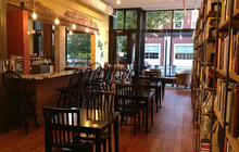 Elements: Books Coffee Beer餐厅图片