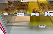 Baker's Dozen Donuts餐厅图片