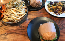 Roam Artisan Burgers餐厅图片