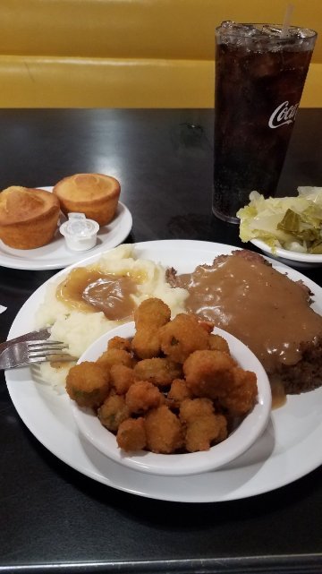 Larry's Restaurant餐厅图片