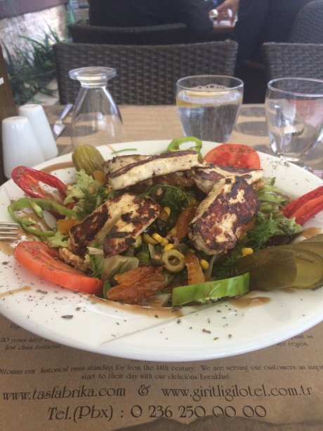Tasfabrika Cafe & Restaurant