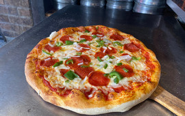 Bear Mountain Pizza & Cafe