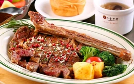 巴豪台湾牛排馆(罗山店)