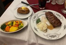 Christine's Creekside Inn美食图片