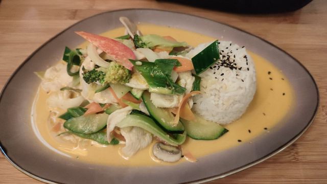 Mr. Ha Restaurant餐厅图片