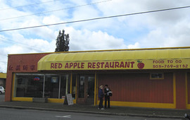 Red Apple Restaurant and Lounge