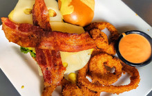 24 Taps Burgers & Brews餐厅图片