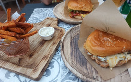 O Patio hamburgueria