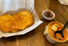 Grilled Cheese and Co美食图片