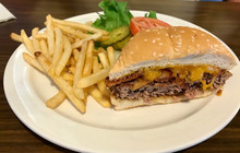 Louie M's Burger Lust餐厅图片