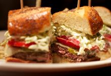 East Hampton Grill美食图片