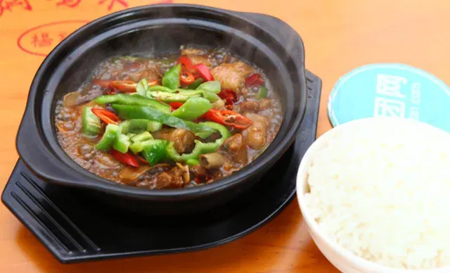 杨铭宇黄焖鸡米饭(稠佛路店)