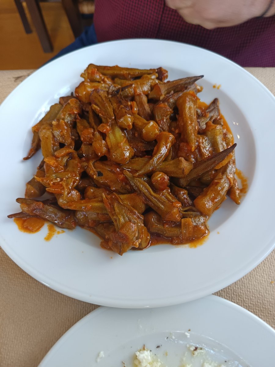 Mageireion O Gigantes Mezedopoleion餐厅图片