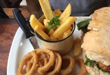Schooners Gallery Seafood美食图片