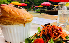 Black Goose Inn at Beach Acres Resort餐厅图片