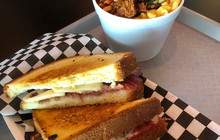 Pinky's Grilled Cheestro餐厅图片