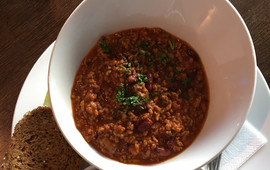 Hollvin Restaurant & Bar