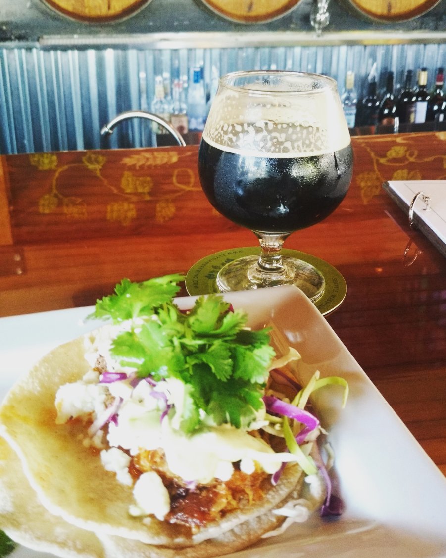 The 649 Taphouse and Bottle Shop餐厅图片