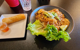 Khoaw Pon Authentic Thai
