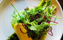 Helt Enkelt Bar & Kok餐厅图片