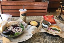 Kneaders Bakery & Cafe美食图片