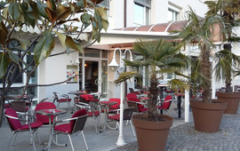 Cafe Flora