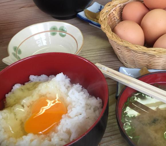 Yuseibiyoran Kokekokko Kyowakoku Yama No Eki Yottettei