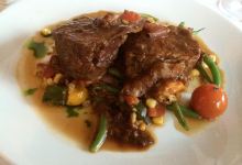 Whistling Swan Restaurant美食图片
