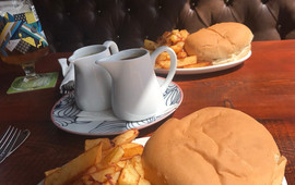 Rock Suite Cafe