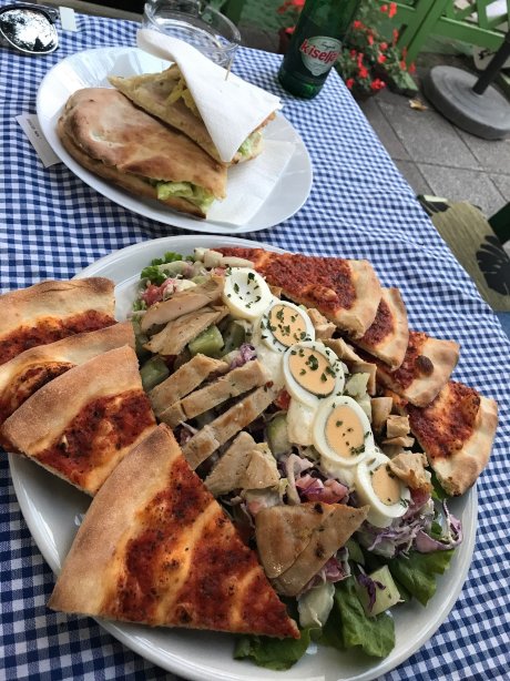 caffe bar Nide Veze
