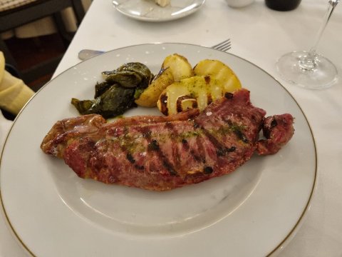 Parador de Merida. Restaurante "La Concordia"餐厅图片