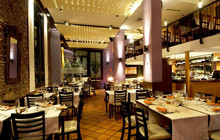 Francis Restaurant餐厅图片