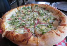 600 Degrees Pizzeria & Drafthouse美食图片