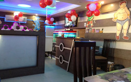 Hangout Restaurant & Lounge