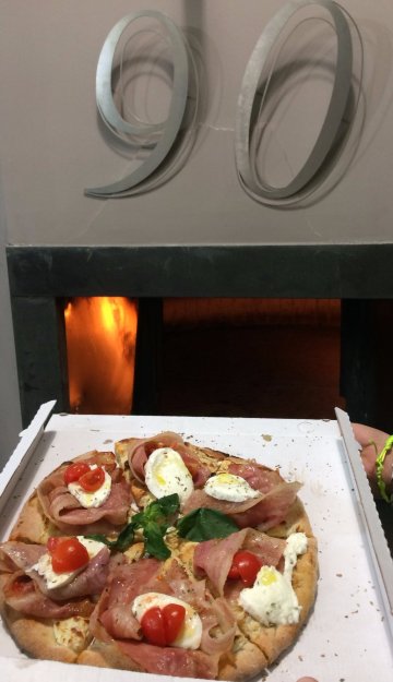 Pizzeria 90