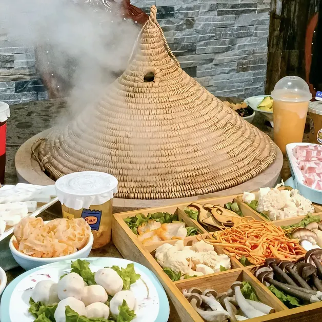 野生菌石锅鱼(昆明站店)