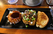 The Buffalo Bar餐厅图片