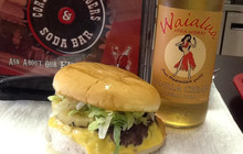 Corbett's Burgers & Soda Bar餐厅图片