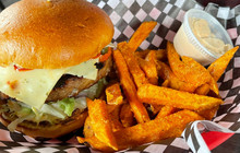 Chief's Pub and Eatery餐厅图片