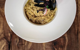 Avra Seaside Bar & Restaurant
