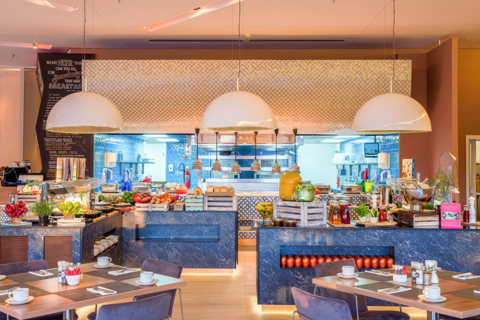 Central One Restaurant餐厅图片