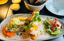 Fiskebaren Café Og Spisehus餐厅图片