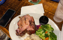 Stripes Pub & Grill餐厅图片