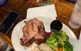 Stripes Pub & Grill