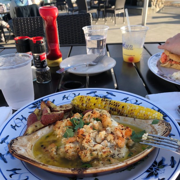 The Andrea Seaside Restaurant餐厅图片