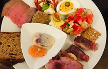 Ronny's Restaurant餐厅图片