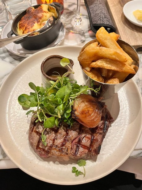 Lygon Bar & Grill