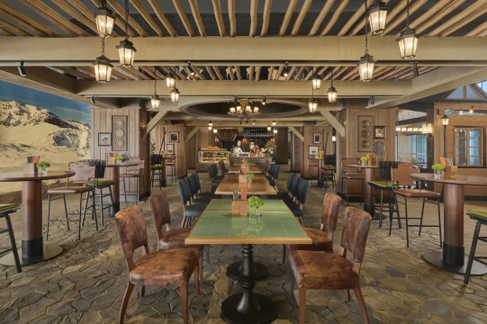 上海冰雪世界皇冠假日酒店·晶宴